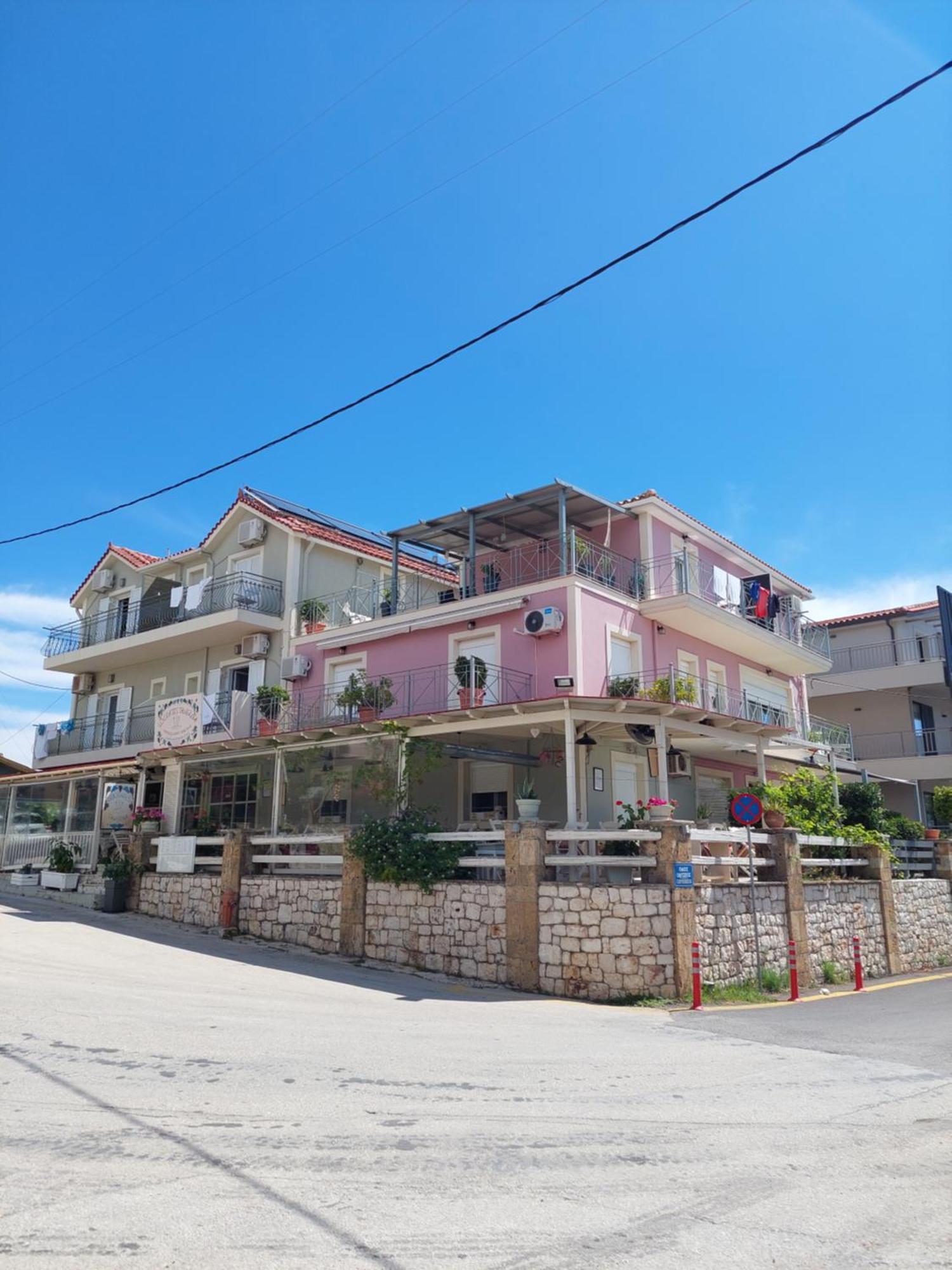 Nikkos Apartments Skala  المظهر الخارجي الصورة